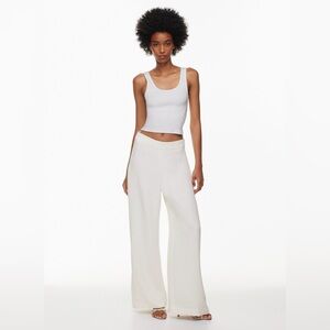 Wilfred Evolution Pant
Flat-front wide-leg crepe pants